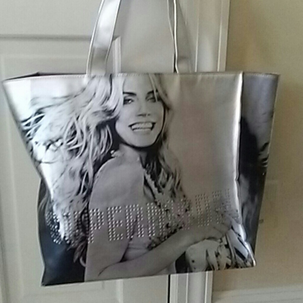 Vs brand new super model